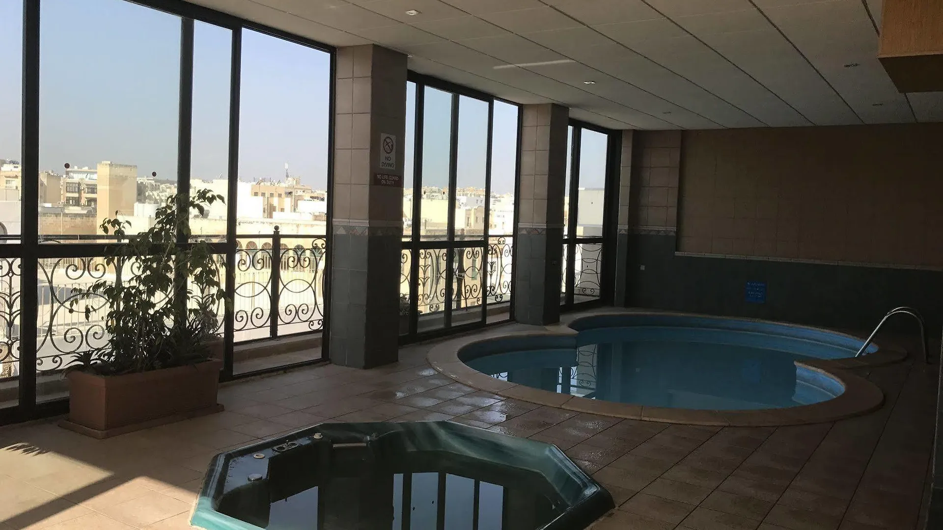 The Windsor Hotel Sliema 4*,